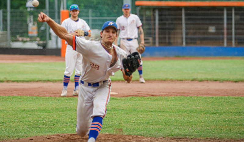Metrostars feiern Derby‑Sweep – zwei Siege mit nur sechs Runs