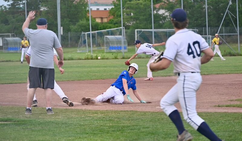 U16 - verdienter Split bei den Blue Hoppers