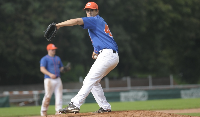 Sieg und Niederlage gegen Athletics